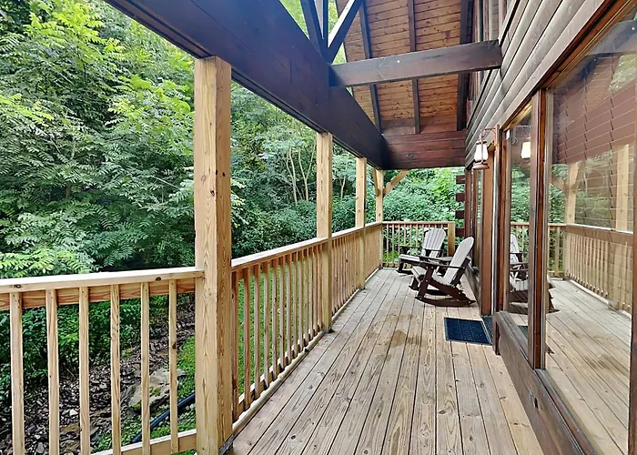 Simply Unforgettable Villa Gatlinburg